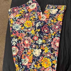 Lularoe TC2 Floral leggings